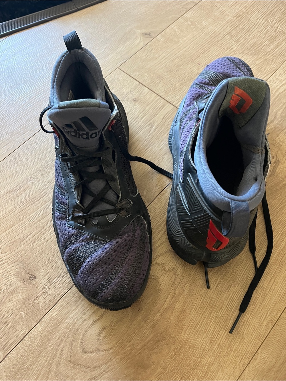 Barely Worn adidas D Lillard 2 'Core Black Vivid  Ref Size 8